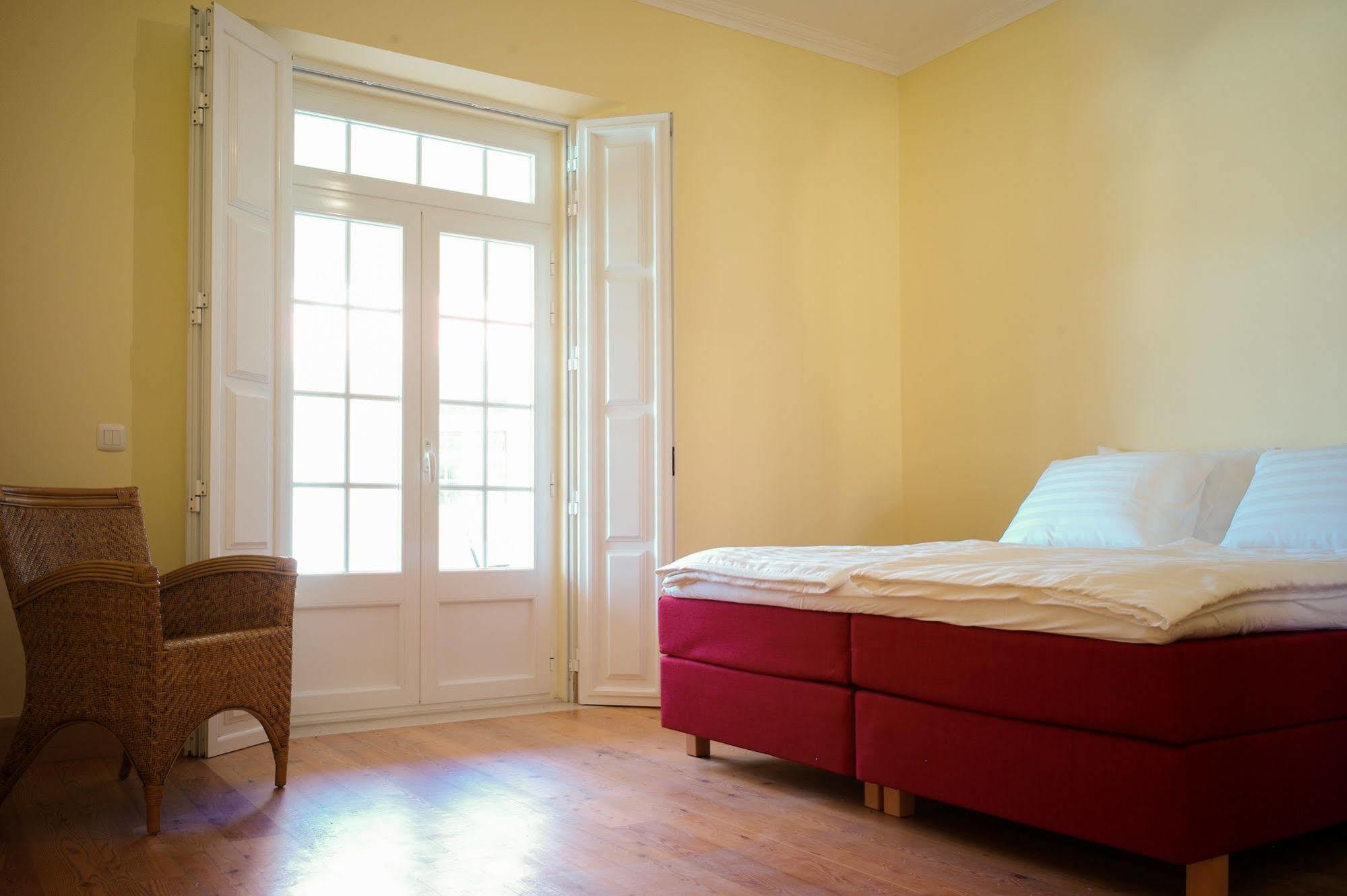 Casa Pedra Nobre Bed & Breakfast Nadadouro Bagian luar foto